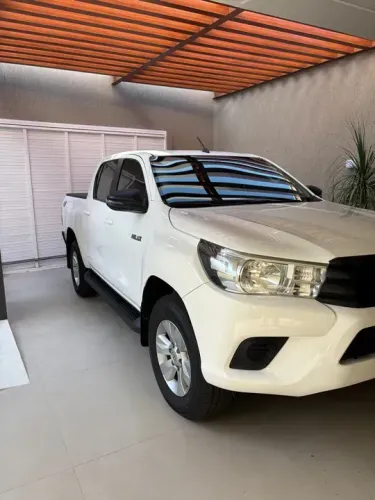 Toyota Hilux CD 4X4 2.8 Diesel Mec. 2019