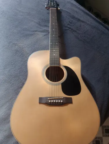 Violão Giannini eletroacústico