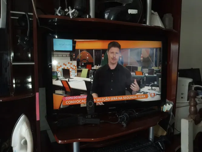 Tv lcd 40' philips nao e smart 