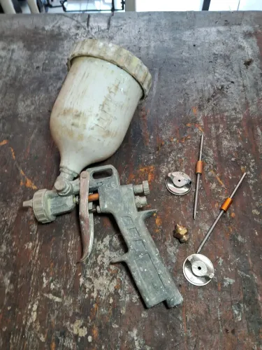 Vendo pistola de pintura profissional