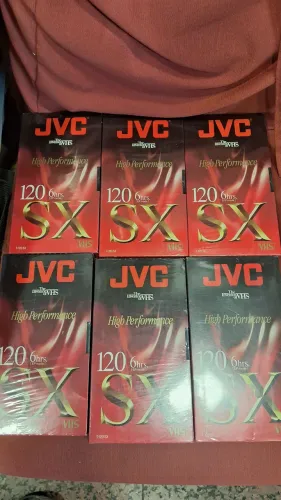 seis fitas VHS virgens da marca JVC, modelo T-120 SX High Performance