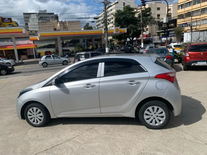 Hyundai HB20 C./c.plus/c.style 1.6 Flex 16V Mec. 2013