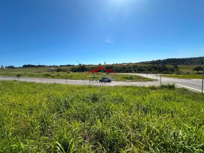 Terreno a venda no condomínio fechado Applausi Villaggio Engordadouro em Jundiaí-SP!