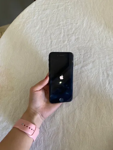Vendo iPhone SE 2ª Geração 64GB Preto