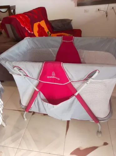 Vendo este berço/cercado em perfeito estado