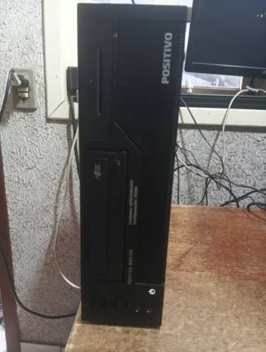 Vendo - CPU positivo i5 - 4690 - 3.50 8 gigas ram HD de 500 Wind 10 office 2019 revisada p