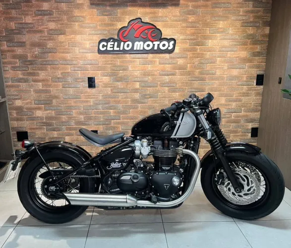 TRIUMPH BONNEVILLE BOBBER 1200CC 2024