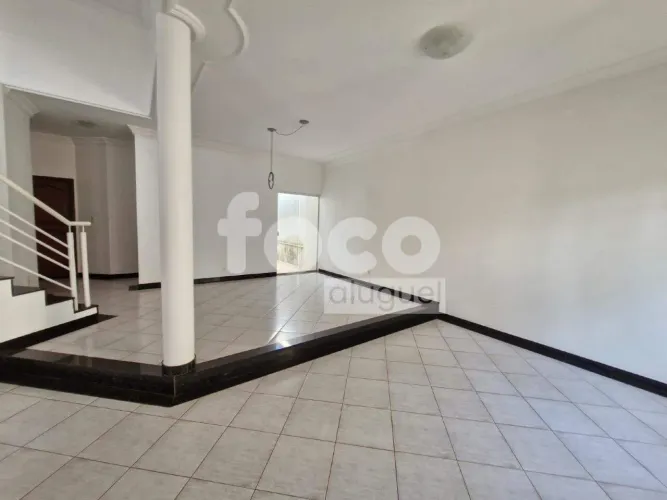 Casa para aluguel, 4 quartos, 4 suítes, 4 vagas, Morada da Colina - Uberlândia/MG
