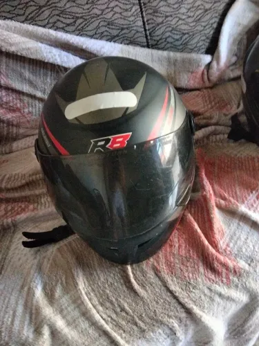 Capacetes pro Tork r8