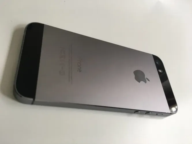 iPhone 5s funcionando tudo na caixinha 