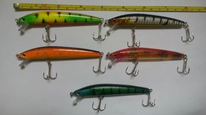 Isca artificial meia água 10cm