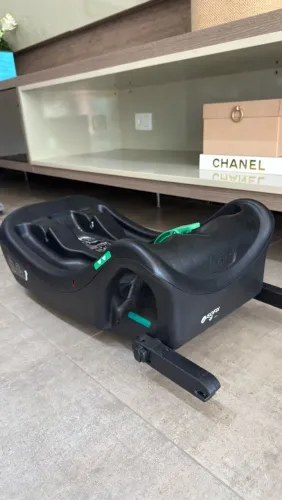 BASE ISOFIX JOIE PARA BEBÊ CONFORTO - EXCELENTE ESTADO