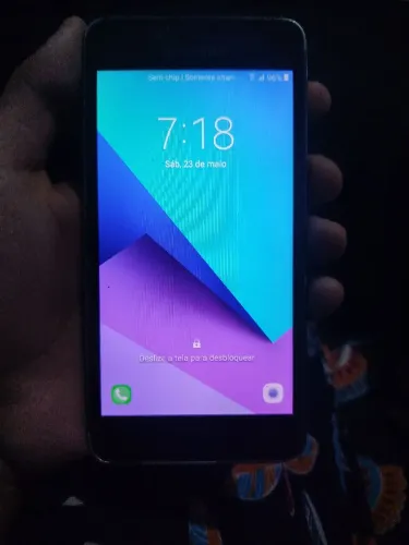 Celular semi-novo em boas condições tudo funcionando e tudo original Galaxy J2 prime