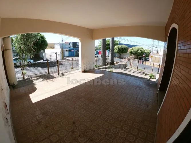Casa Comercial 04 dormitórios Jardim Roseana