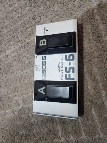 Footswitch Boss FS-6