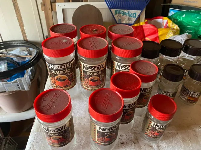Vidros embalagem antiga de café e Nescafé Pele