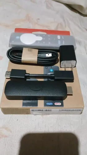 Fire TV Stick 4K 2ª Geração - Super Novo, Pouquíssimo Uso