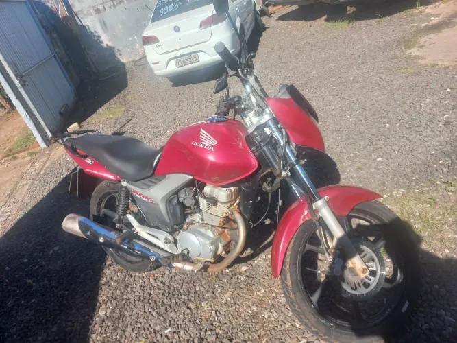 Vendo ou troco CG 150  2013