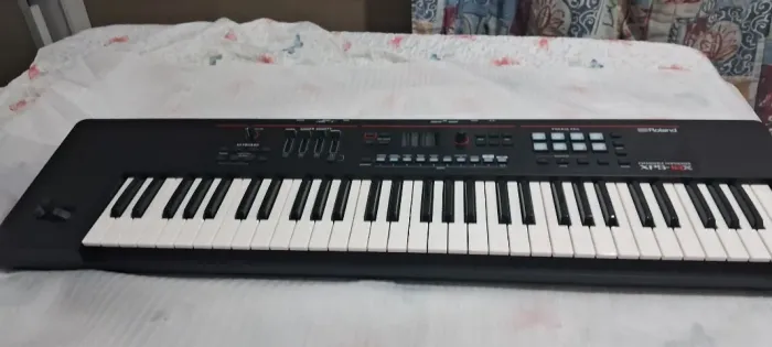 Teclado Roland XPS-10X na caixa com Nota Fiscal Lançamento
