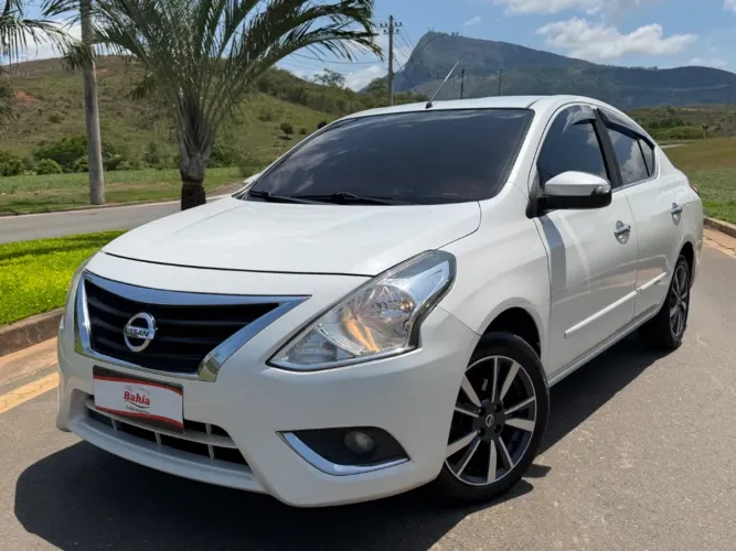 Nissan Versa SL 1.6 16V Flexstart 4P Aut. 2018