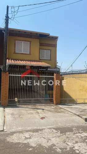 Sobrado em Rua Joaquim Távora - Jardim Novo Sabará - Londrina/PR