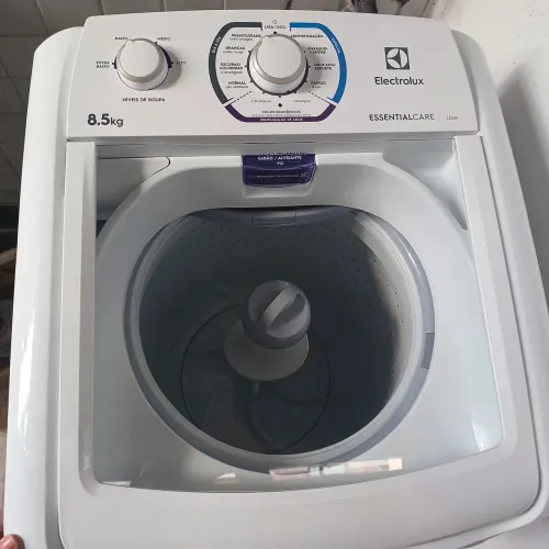 Máquina de lavar Electrolux Essential Care 8,5 kg - modelo LES09