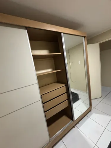 Guarda roupa casal grande