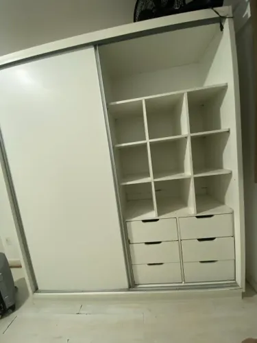 Vendo guarda roupa