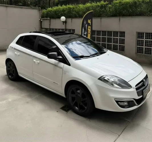 Fiat Bravo Sporting 1.8 Dualogic Flex 16V 5P 2016