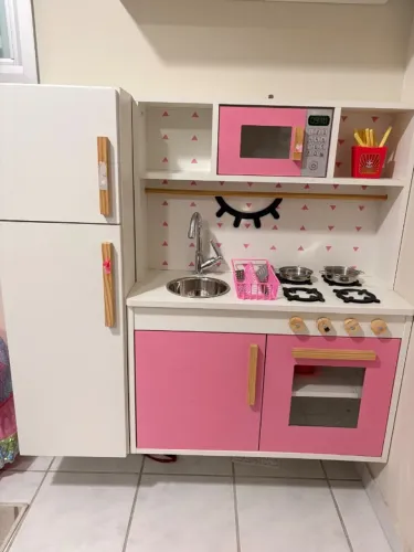 Cozinha de madeira infantil