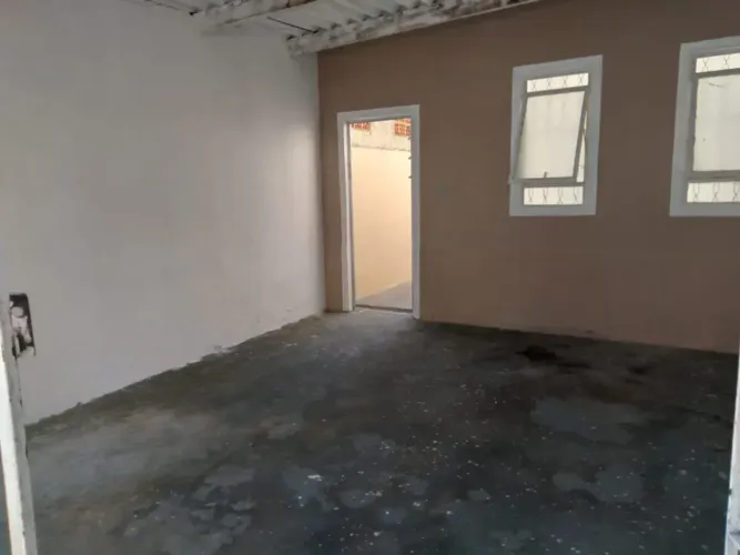 Oportunidade na Zona Sul de São José dos Campos | Casa com Edícula na Avenida Cidade Jardi
