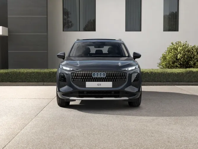 Audi Q3 SPB Perf.black Plus 2.0 TFSI Tip.quat 2026