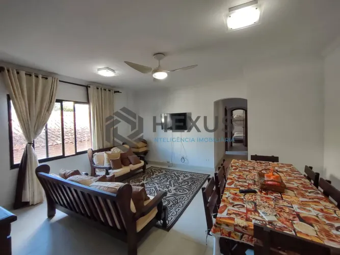 Apartamento região do Aquário na Praia da Enseada, Guaruja