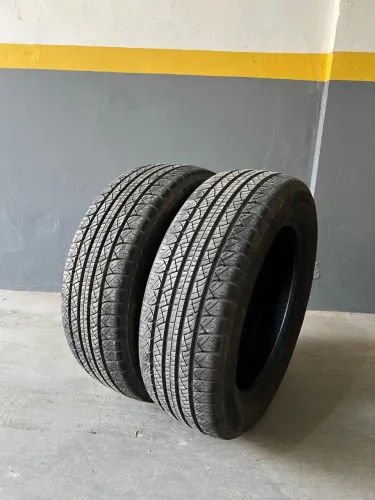 Vendo 2 PNEUS APLUS A919 215/60 R17 - NOVOS