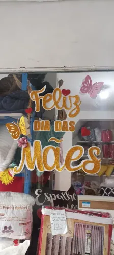Faço letras em Eva para vitrine ou decoração de painel 