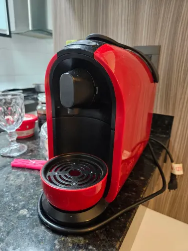 Vendo cafeteira três corações