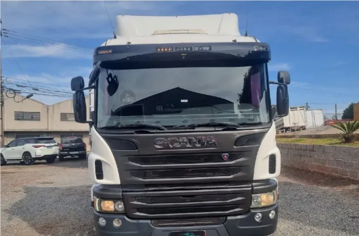 Caminhão Scania