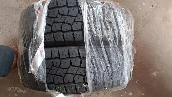Pneu Pirelli escorpin 205 60 15