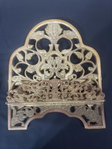 Suporte para Bíblia em metal