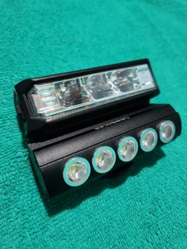 FAROL PARA BIKE (FAÇO ENVIO)