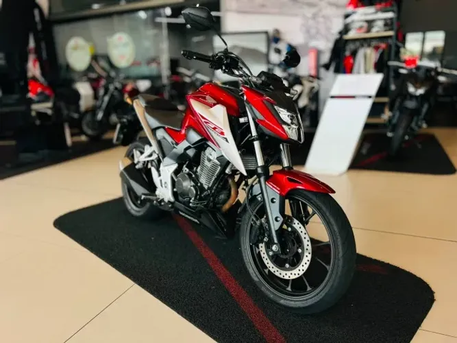 CB 300 TWISTER 2026 ABS