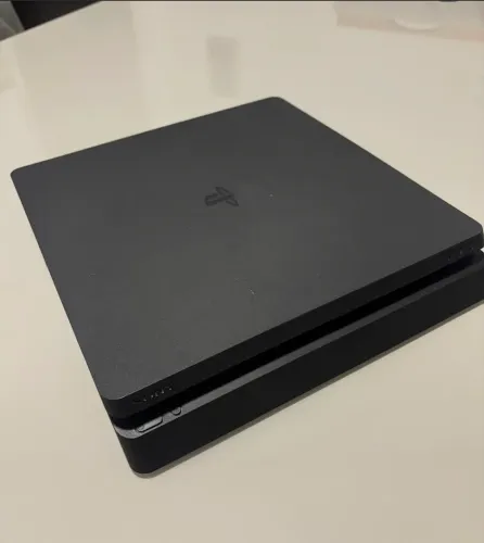 VENDO PS4 SLIN 1TB
