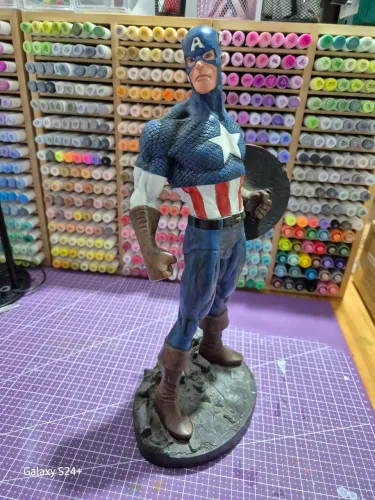 Estátua Capitão América em Resina 