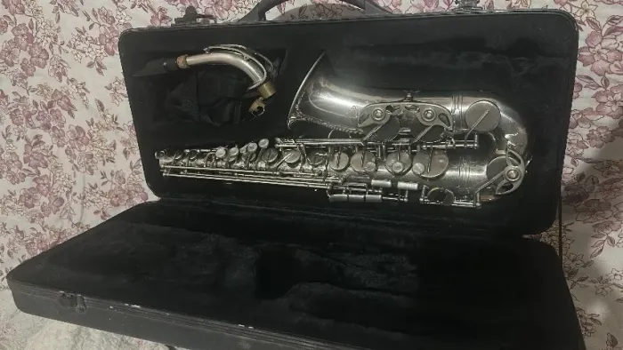 Saxofone alto Weril Master