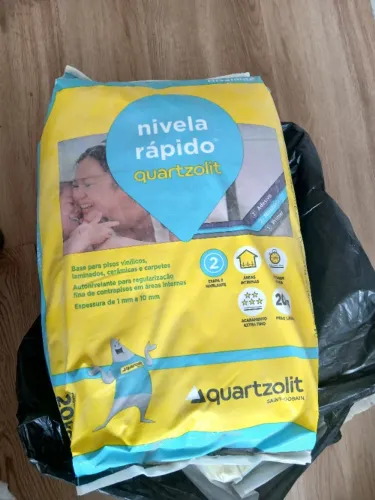 Argamassa Autonivelante quartz nivela rápido 20kg para piso vinilico