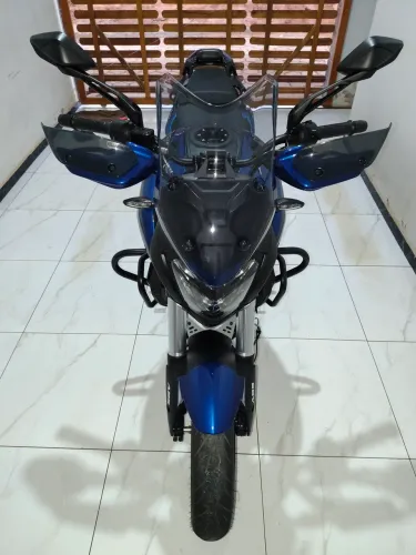 Vendo D400 praticamente zera 