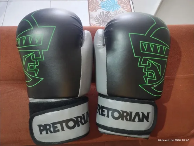 Luva Pretorian 16oz Seminova