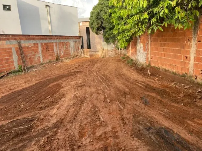 Lote na Colônia Agrícola de Samambaia - Vicente Pires (chácara 145)
