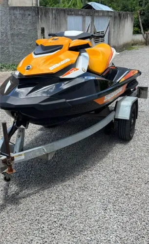 Jet ski GTI 130 