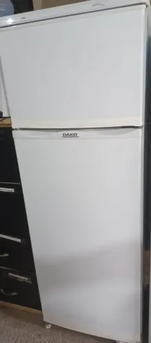 Geladeira dako, branca, duplex.
